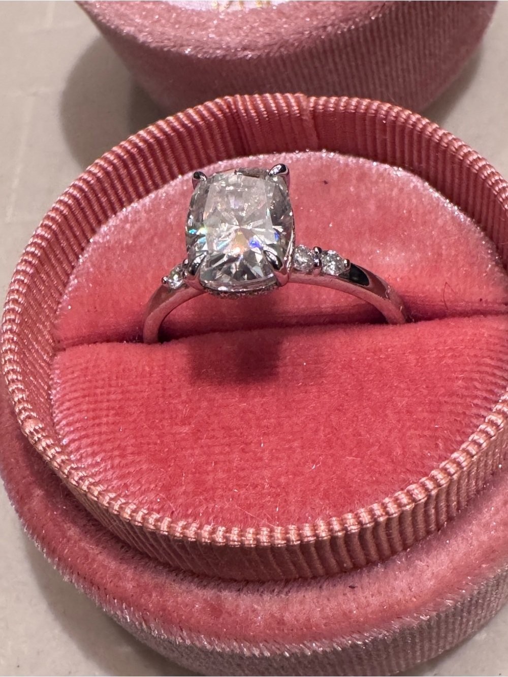 3 ct Kuololit Moissanite elongated cushion cut ring size 8 - Picture 5 of 14
